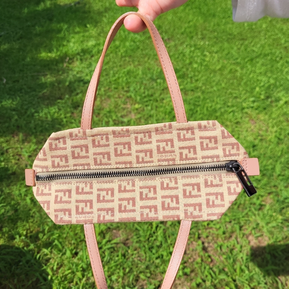 VINTAGE FENDI BAG - Picture 7 of 7
